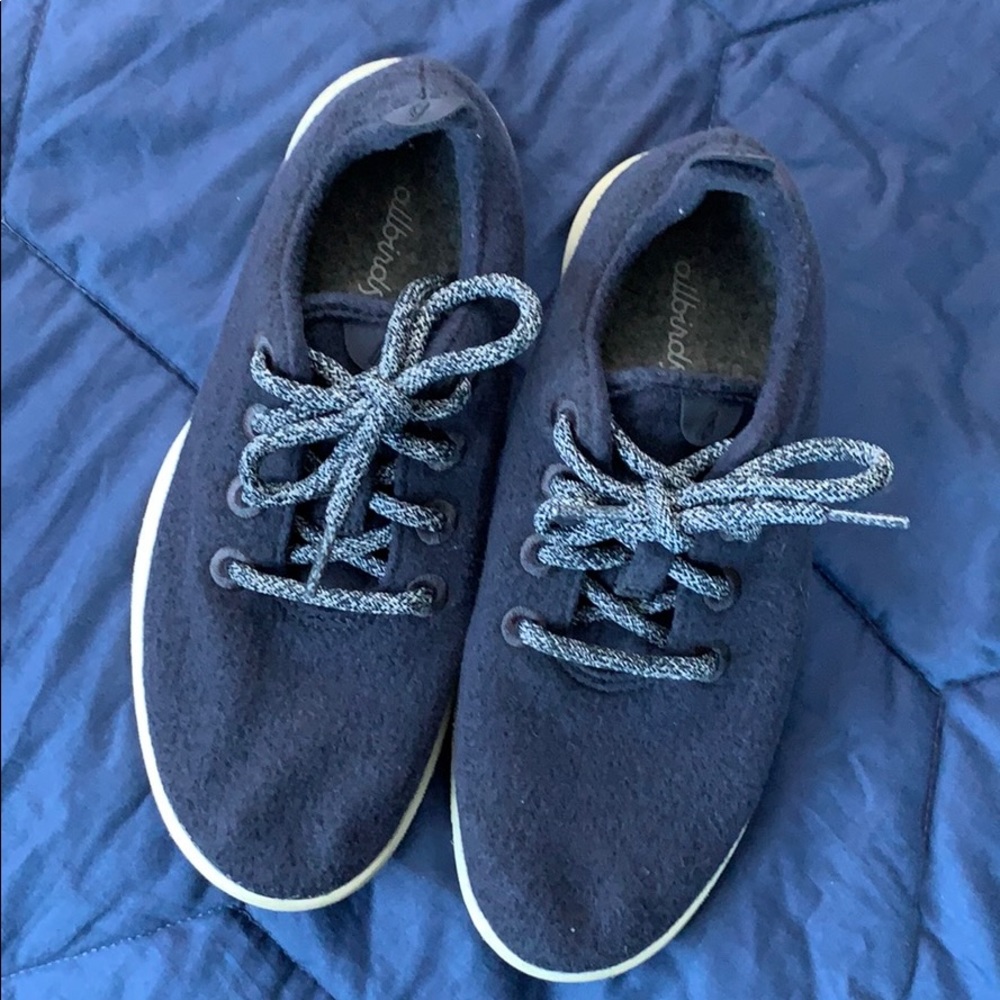 Allbirds merino wool navy sneaker women’s 7